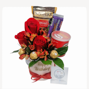 Box de 3 rosas, astromelias, pretzels Snyder´s, pringles, obsesión y tres bombones Ferrero Rocher
