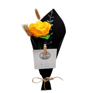 Ramo de una rosa eterna