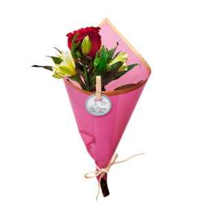 Ramo de una rosa y astromelia crema