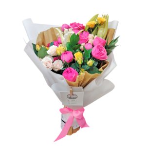 Ramo de rosas inglesas, mini rosas y lilium